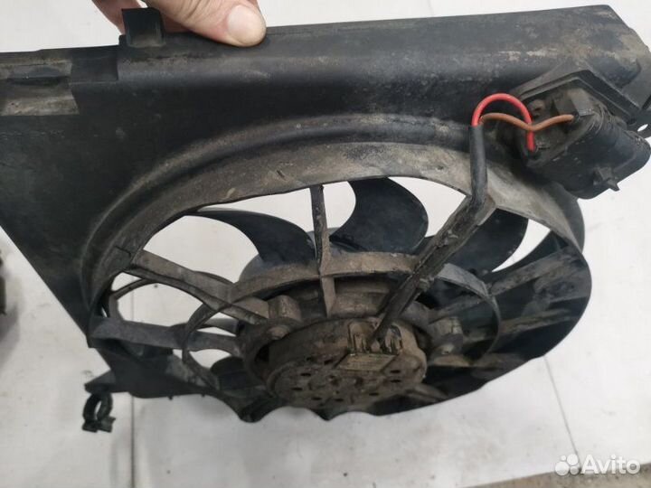 Вентилятор охлаждения радиатора Opel Astra