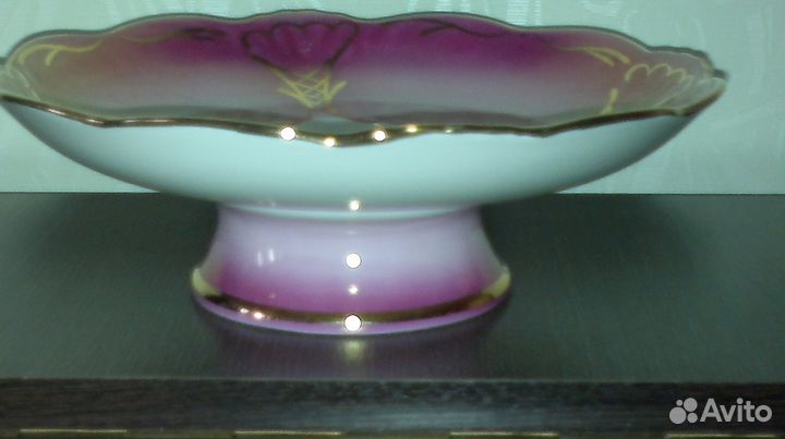 Ваза керамическая с позолотой, новая