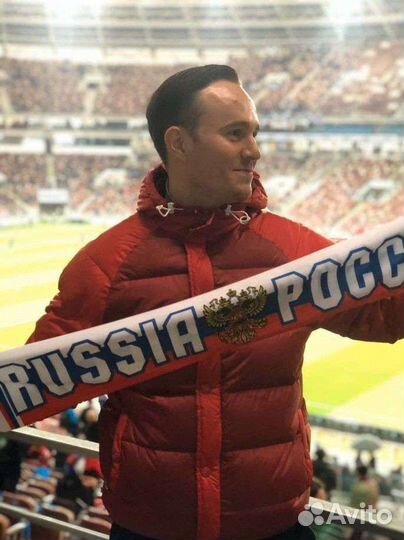 Тренер напарник для игры в большой теннис