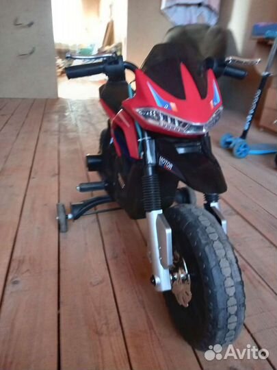 Детский аккумуляторный мотобайк