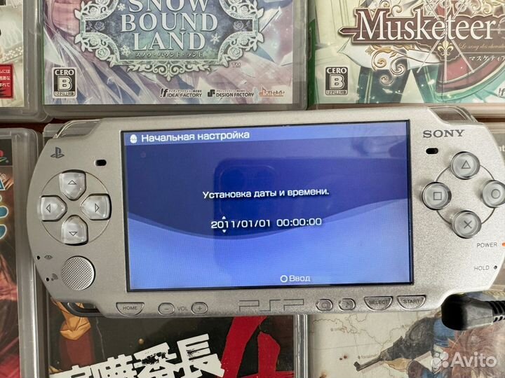 Три PSP + 28 игр