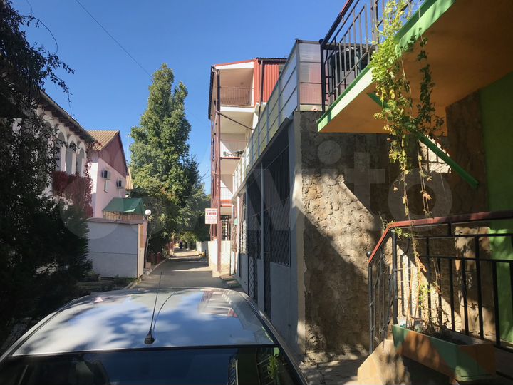 Гостиница, 250 м²