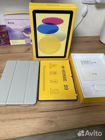 Планшет M-horse