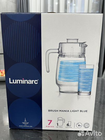 Графин со стаканами