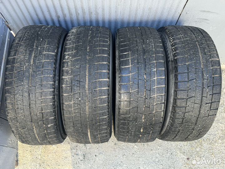 Yokohama Ice Guard IG50 215/55 R17