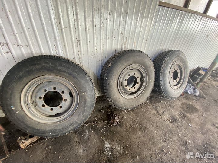 Колёса Кама310