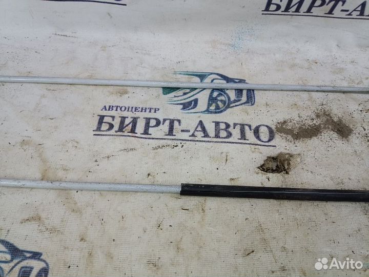 Торсион крышки багажника Chevrolet Lanos I (2002—2009)