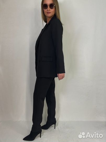 Костюм брючный женский 44,46