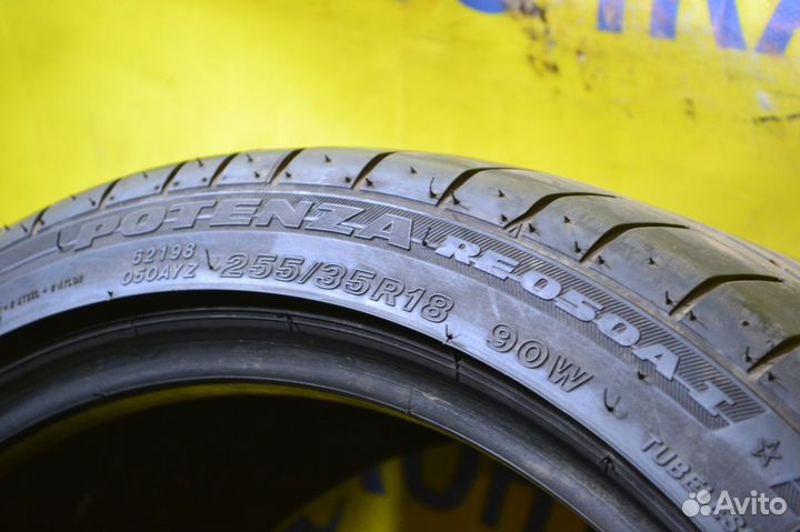 Bridgestone Potenza RE050A 255/35 R18