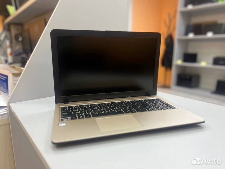 Ноутбук asus VivoBook X540YA / SSD 128GB