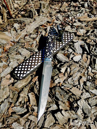 Авторский нож ручной работы с подставкой