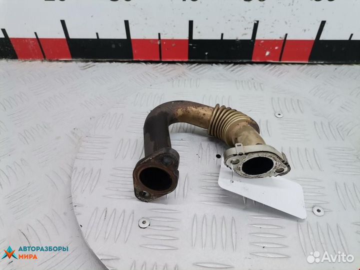 Трубка системы рециркуляции EGR Volkswagen Passat