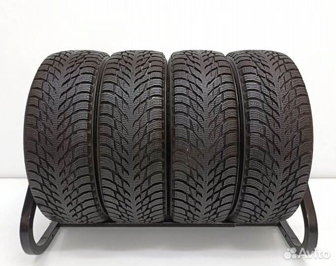 Nokian Tyres Hakkapeliitta R3 215/65 R16