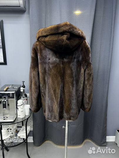Шуба норковая с капюшоном 52р