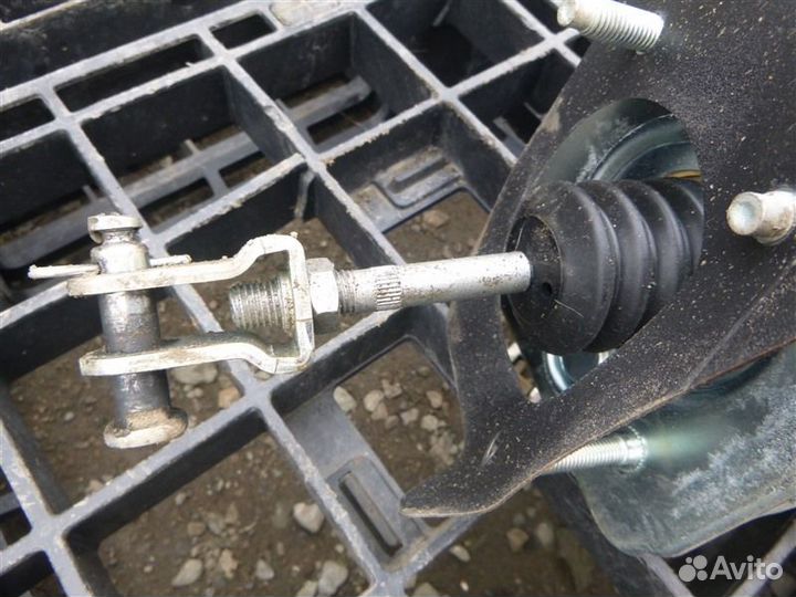 Главный тормозной цилиндр Lexus Ls600Hl UVF46