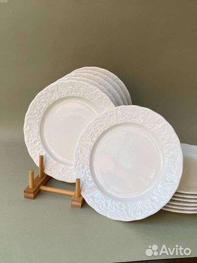 Набор тарелок 