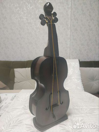 Деревянный штоф Скрипка