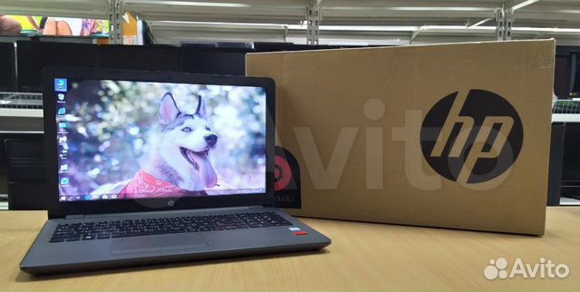 HP/i3 7020/4GB/AMD R5/1000GB/15.6 IPS FHD