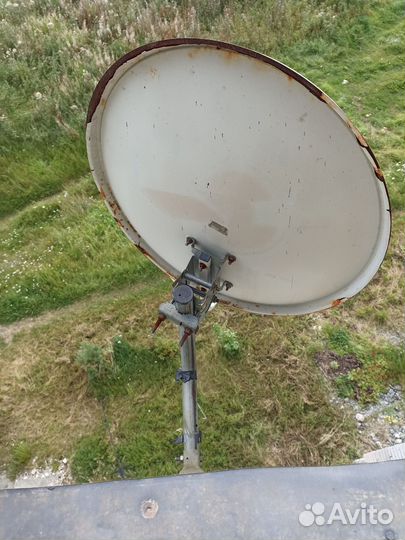 Тарелка триколор тв