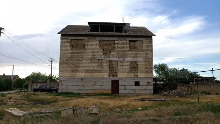 Дом 320 м² на участке 9,6 сот.