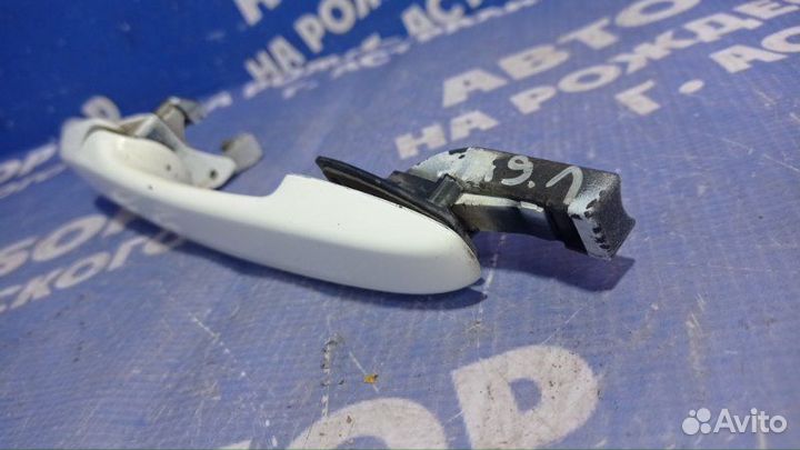 Наружная ручка двери Mazda 6 Gg седан 2005