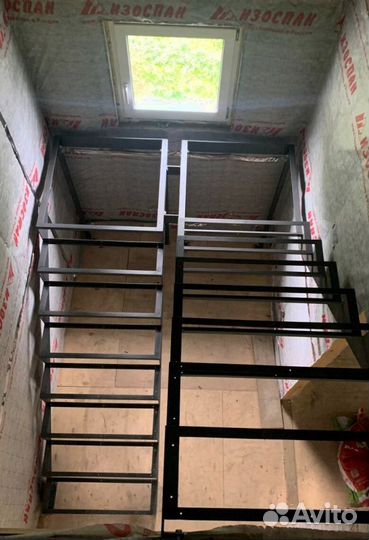 Лестница винтовая в дом