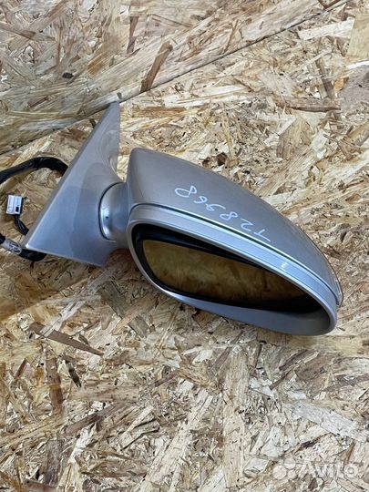 Зеркало правое Мерседес w219 cls500 775U