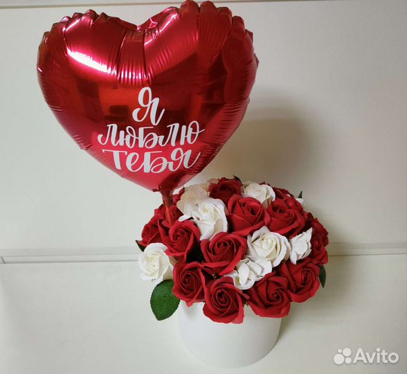 Мыльные розы в коробке