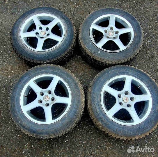 R15 Nokian Tyres Hakkapeliitta 2 195/65, PCD 5x108 DIA 60.1