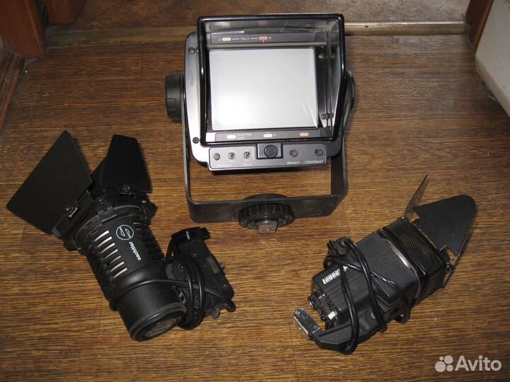 Осветительные приборы и видеоискатель