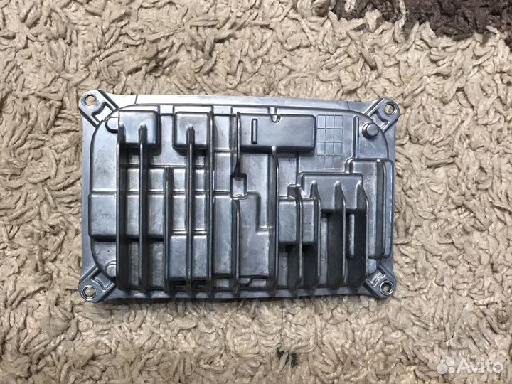 Блок розжига управления фарой mercedes w212