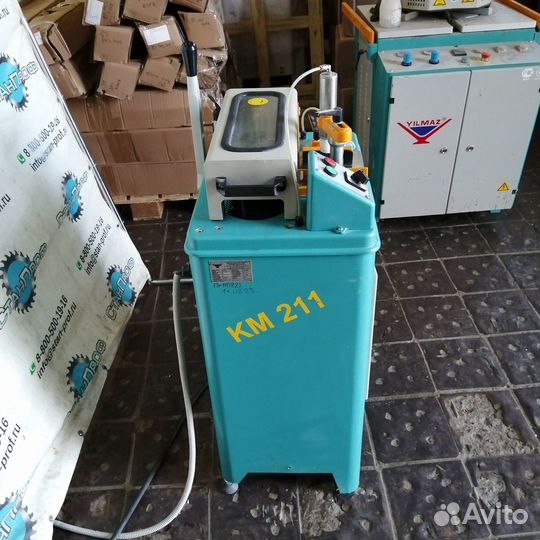 Yilmaz KM 211— Торцефрезерный станок