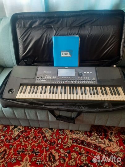 Продам синтезатор