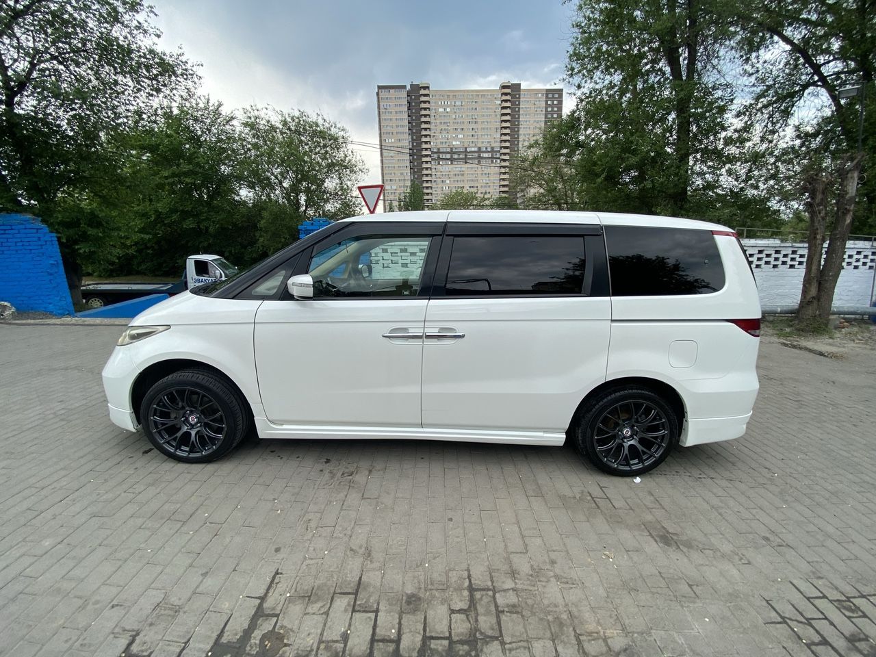 Honda Elysion: фото владельца