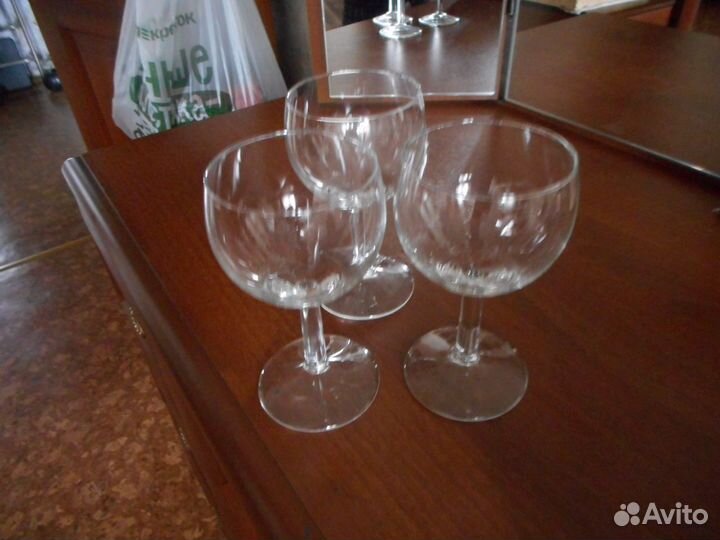 Фужеры стеклянные новые