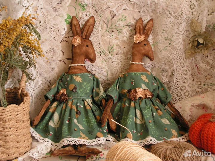 Авторская игрушка кролики
