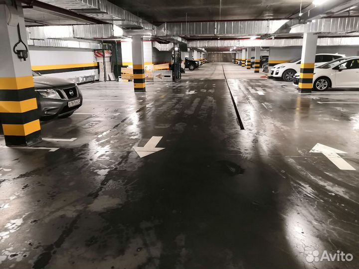 Уборка паркингов, подъездов, подвалов, стр. мусора