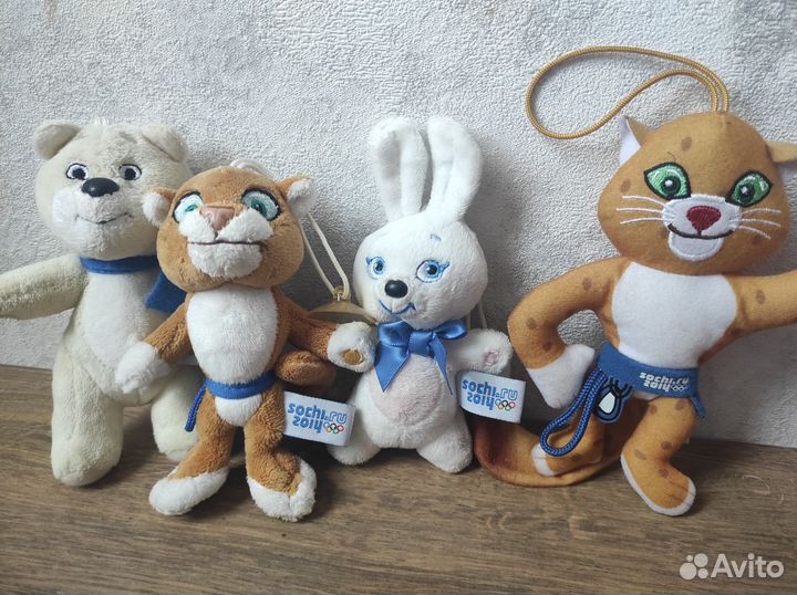 Игрушки-символы Олимпиады Сочи 2014