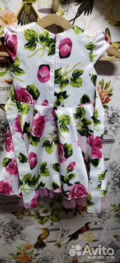 Платье на девочку 104 - 110