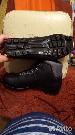 Лыжные ботинки