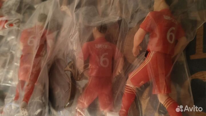 Фигурки футболистов сборной