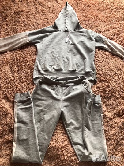 Спортивный костюм