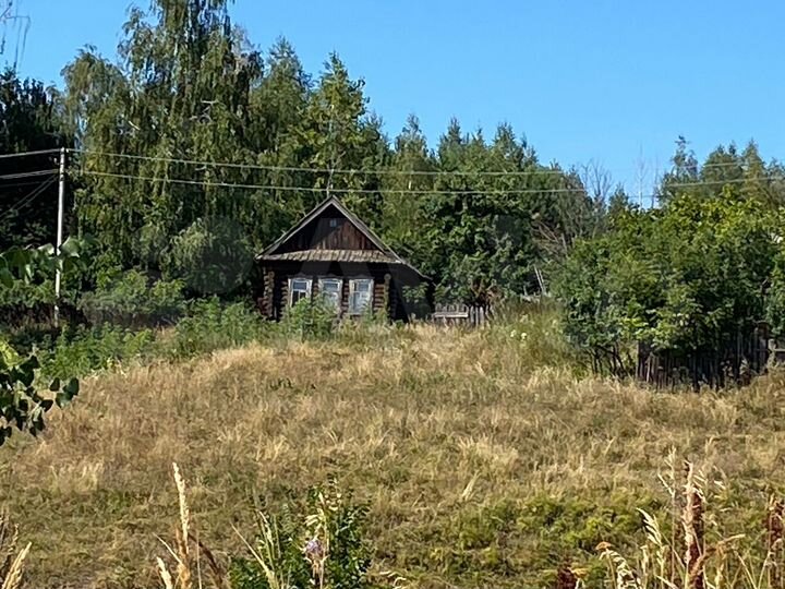 Дом 38 м² на участке 10 сот.