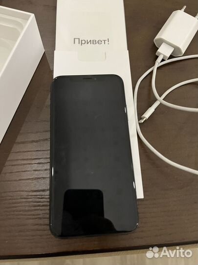 Телефон iPhone xs