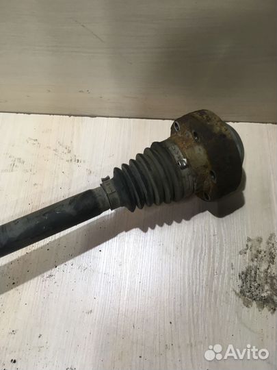 Полуось задняя Ауди А6 С6 3.2 AUK