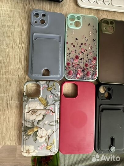 Чехлы на телефон iPhone 13