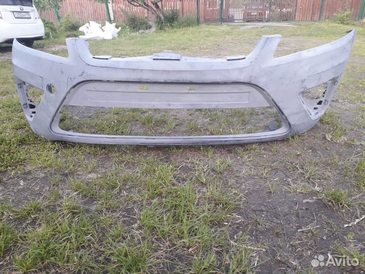 Бампер передний на ford focus 2