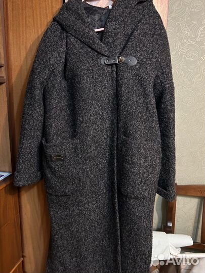 Пальто шерстяное