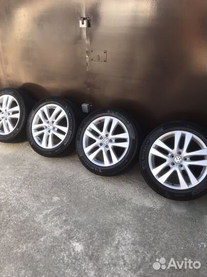 Колеса Volkswagen, R-18, 5x112, на лете
