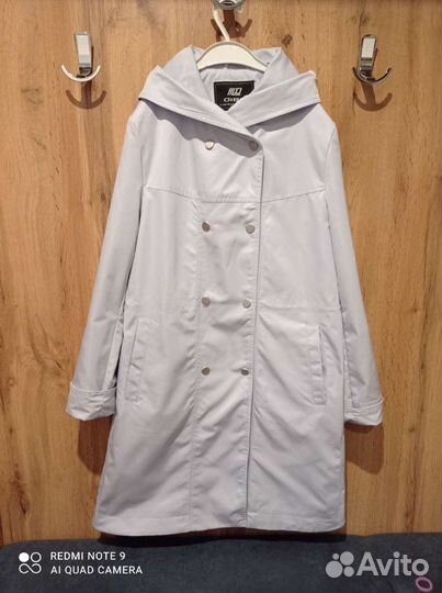 Плащ женский